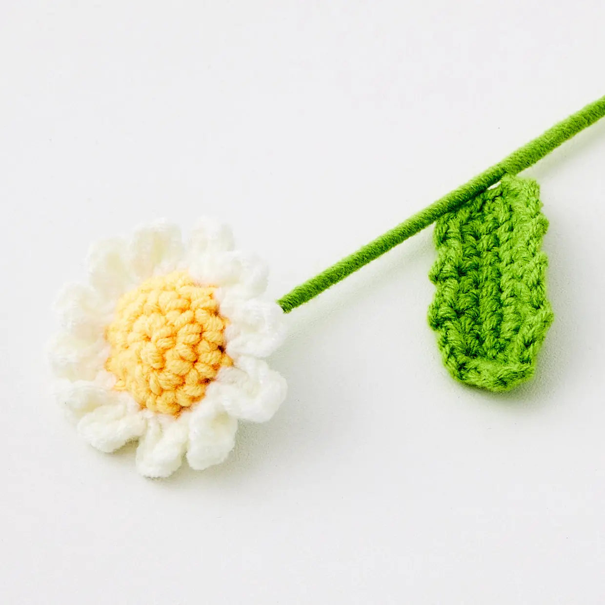 Daffodil Hand Knitted Crochet Flower White - GigiandTom