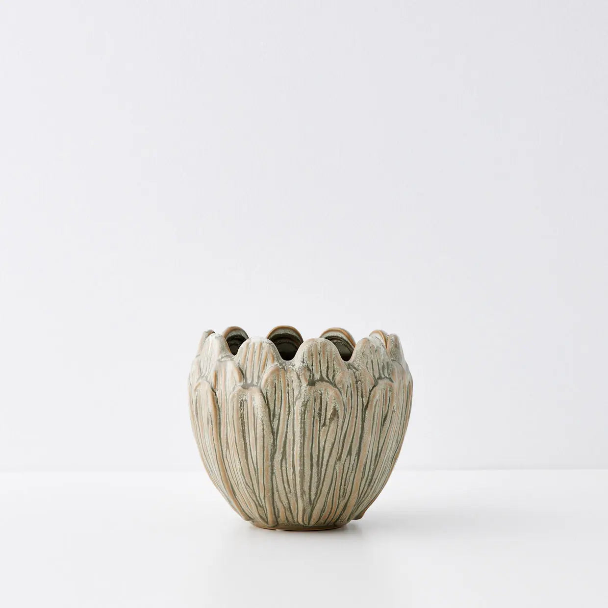 Arty Choke Ceramic Plant Pot - GigiandTom