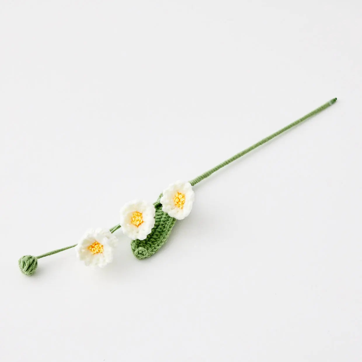 Daffodil Stem Hand Knitted Flower White - GigiandTom