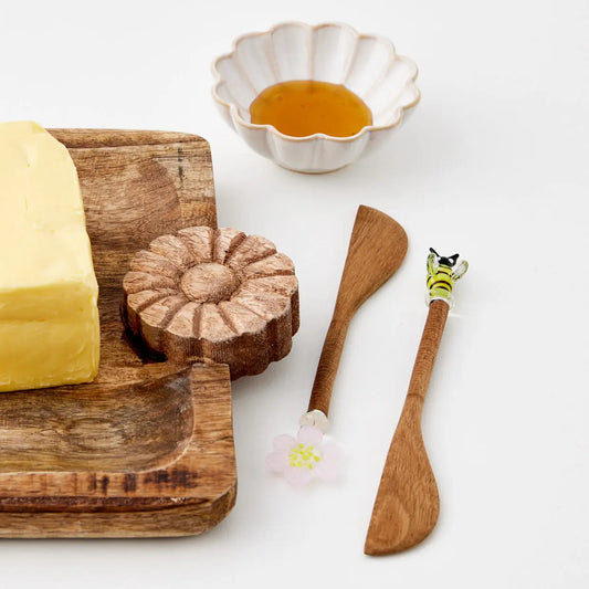 Honeybee Wooden Butter Knife Set - GigiandTom