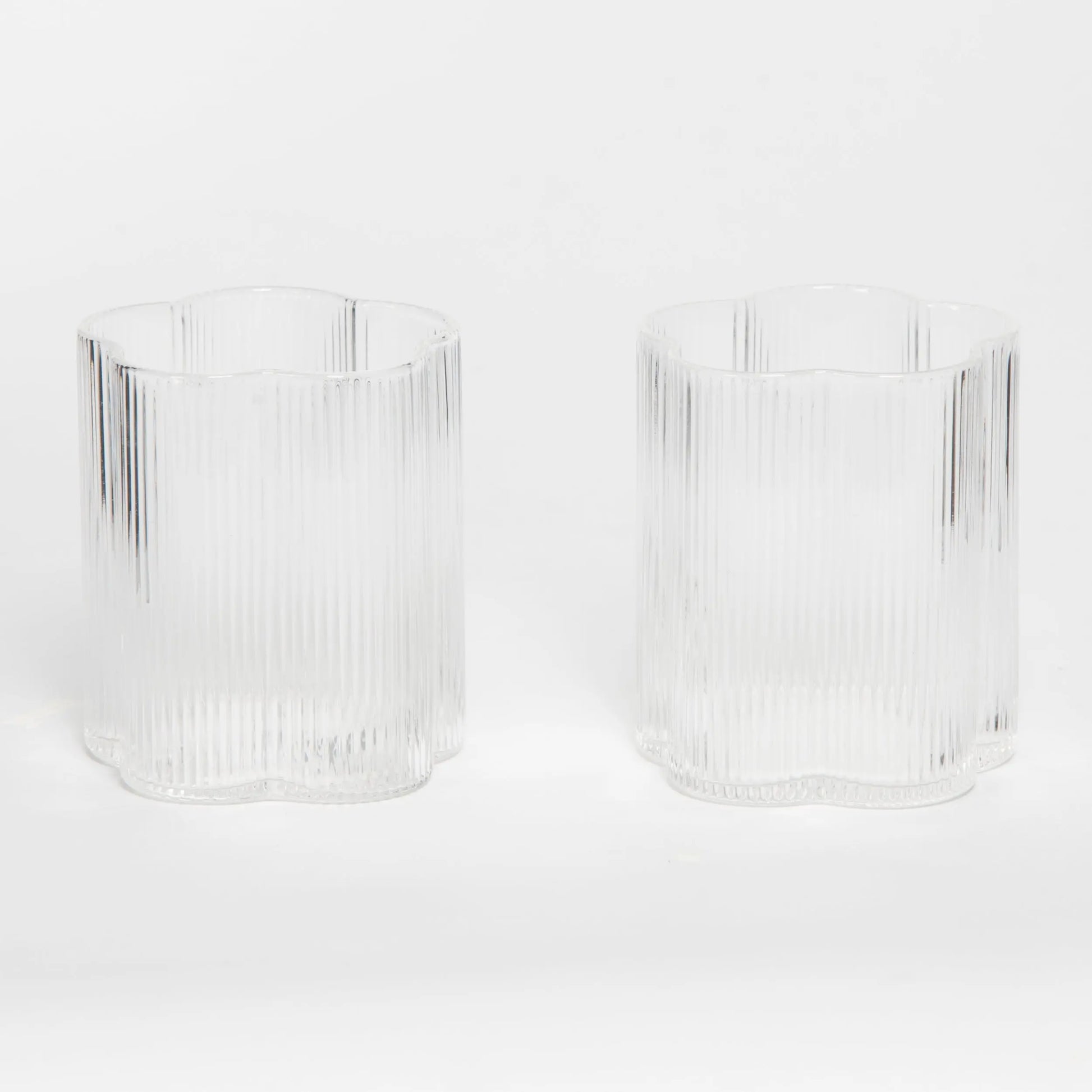 Ribbed Flower Glass Tumbler - GigiandTom