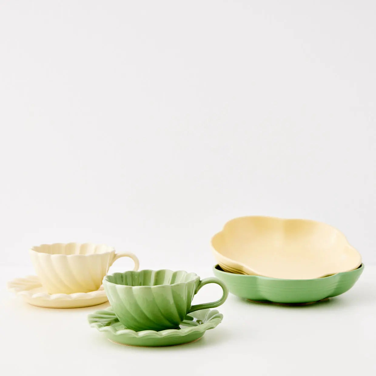 Vintage Ceramic Tea Cup Yellow - GigiandTom